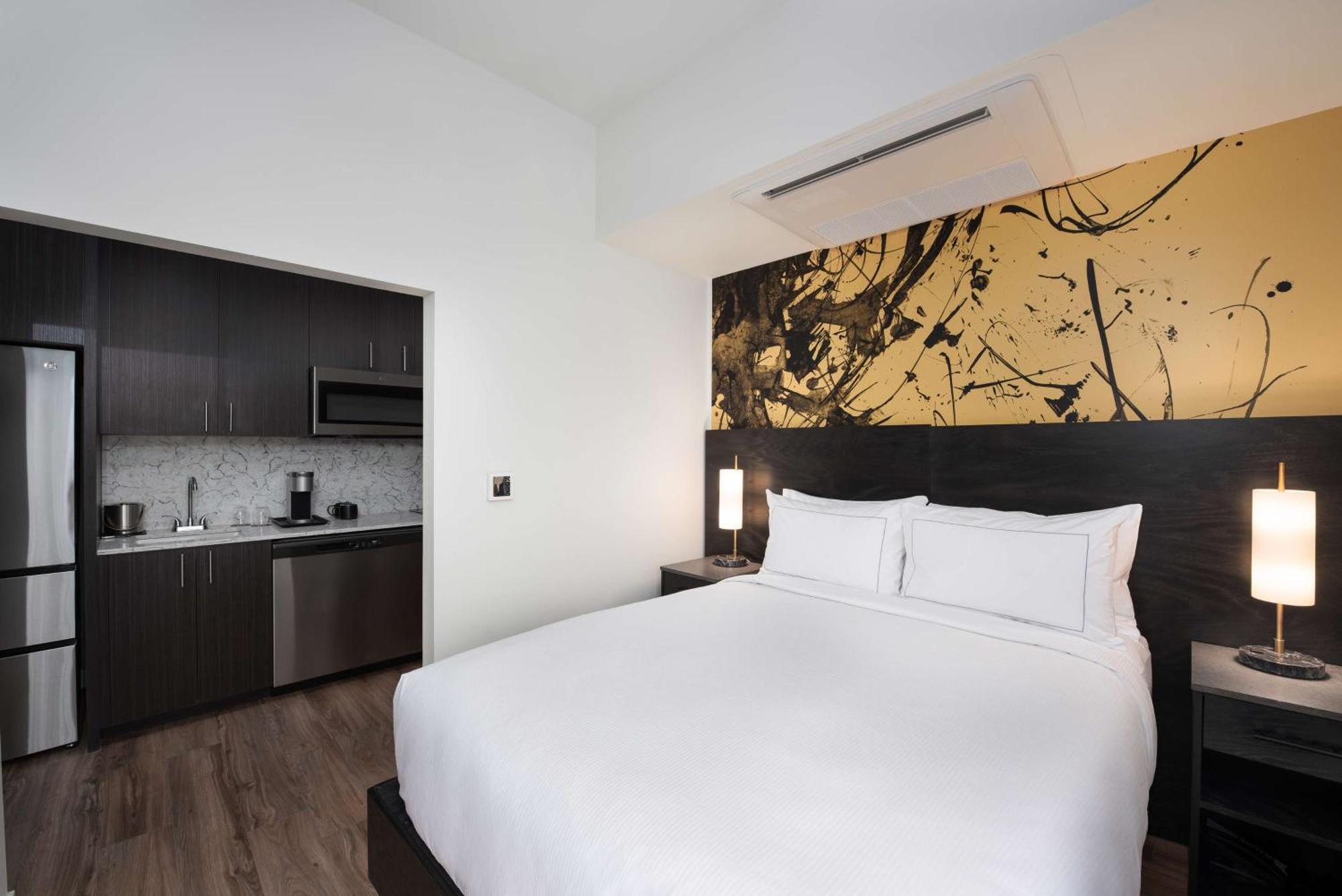 Holman Riverfront Park Hotel Salem, Tapestry By Hilton Екстериор снимка