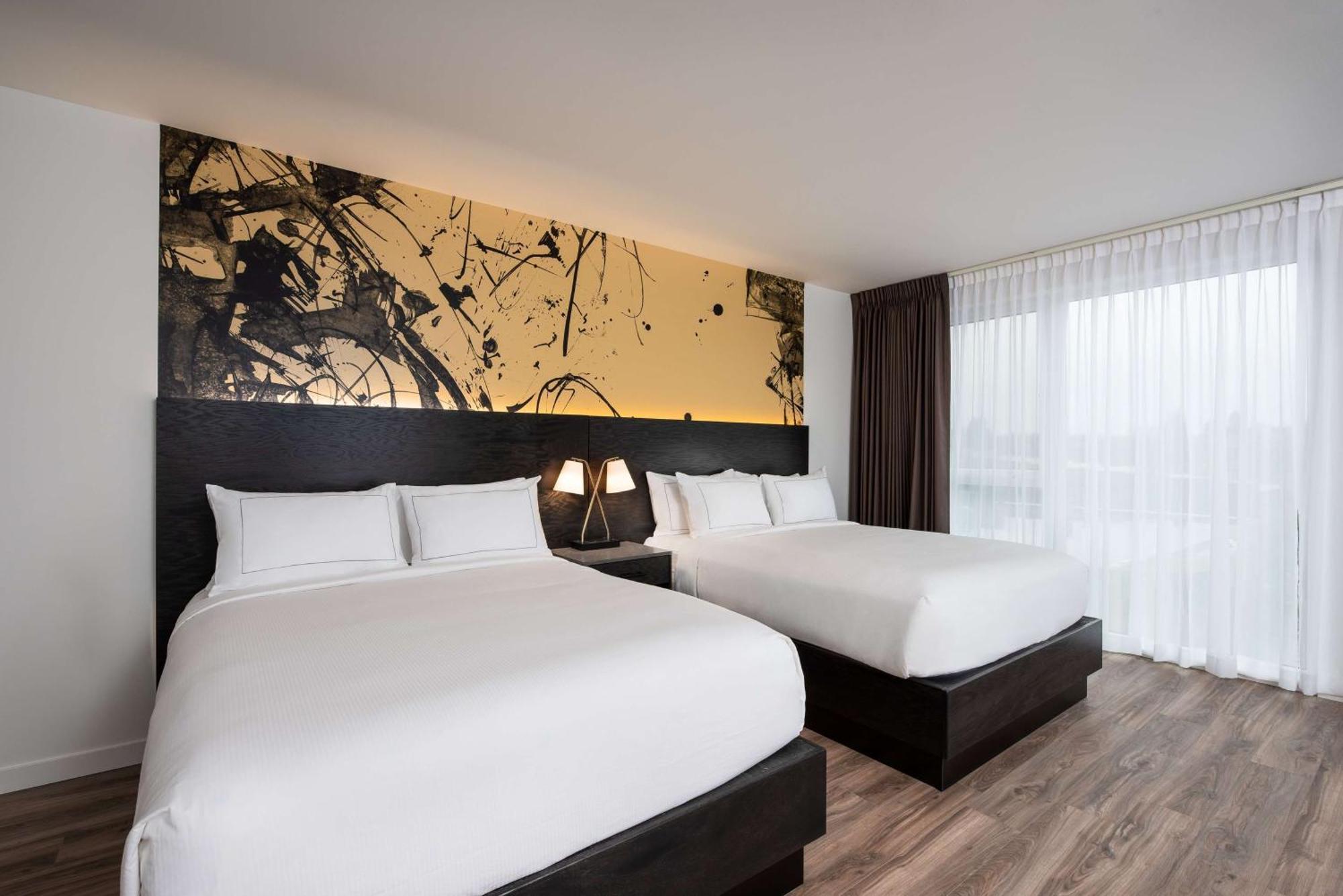 Holman Riverfront Park Hotel Salem, Tapestry By Hilton Екстериор снимка